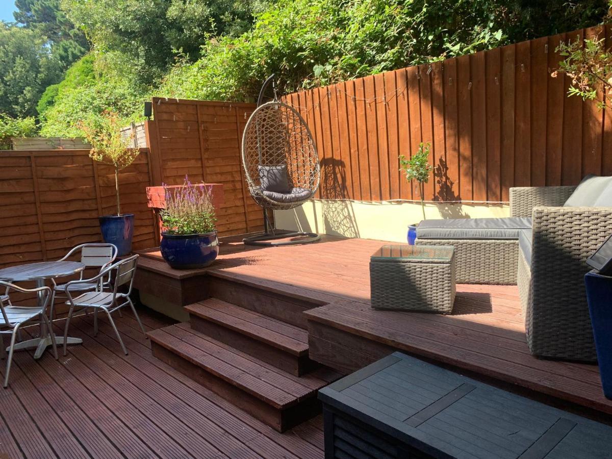Beachfront Apartment With Bbq Sun Deck Bournemouth Exterior foto